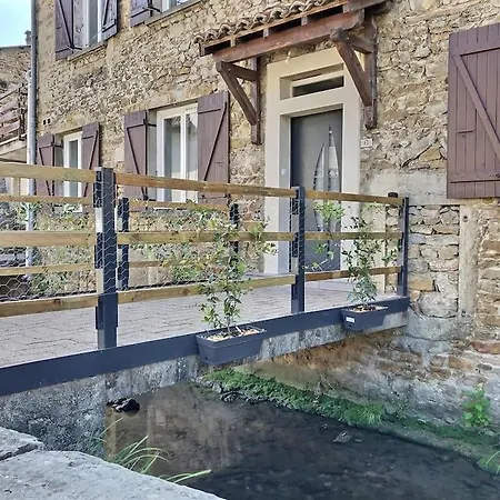 Charmante Maison De Village Vaux-en-Bugey Exterior photo